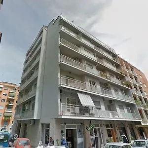 https://lualdi-street.it-romehotels.com